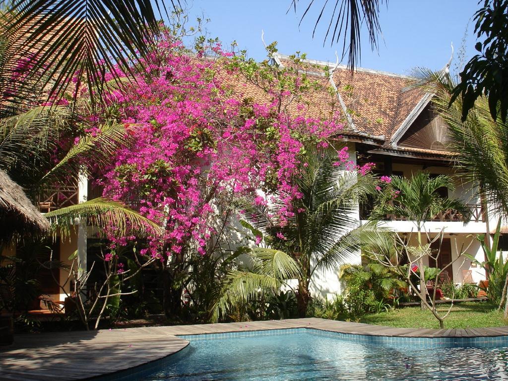 Mysteres D'Angkor Siem Reap Lodge Exterior photo