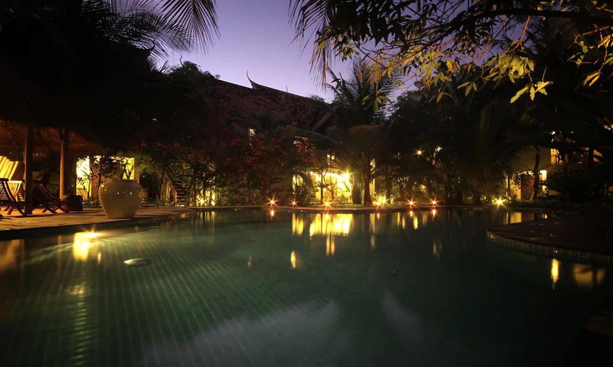 Mysteres D'Angkor Siem Reap Lodge Exterior photo